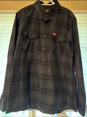 DIXXON - Benchmark - XL - Dark Blue and black Plaid Button-Up Shirt
